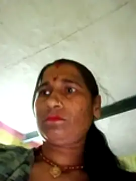 Hot bhi38 online show from May 8, 8:45 pm