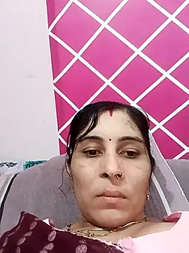 Snapshot of Hot_ree85 chatting on March 1, 7:30 am Hot ree85 online show from March 1, 7:30 am