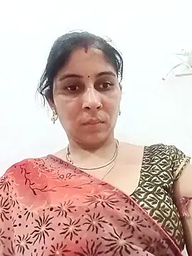 Hot ree85 online show from May 4, 4:10 pm