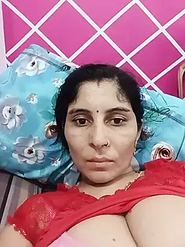 Snapshot of Hot_ree85 chatting on June 27, 3:56 am Hot ree85 online show from June 27, 3:56 am