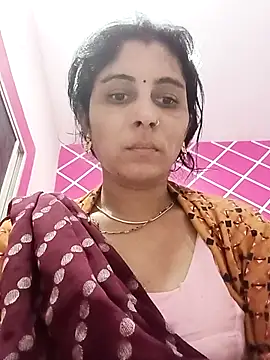 Snapshot of Hot_ree85 chatting on February 22, 4:26 am Hot ree85 online show from February 22, 4:26 am