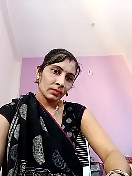 Snapshot of Hot_ree85 chatting on January 14, 6:50 am Hot ree85 online show from January 14, 6:50 am