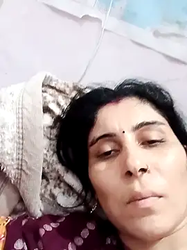 Snapshot of Hot_ree85 chatting on February 20, 3:14 pm Hot ree85 online show from February 20, 3:14 pm