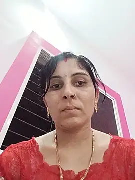 Snapshot of Hot_ree85 chatting on June 12, 10:02 am Hot ree85 online show from June 12, 10:02 am