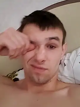 Snapshot of Alex_Will chatting on February 26, 4:45 am Alex Will online show from February 26, 4:45 am