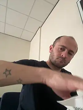 Majestik1 online show from March 24, 11:10 am