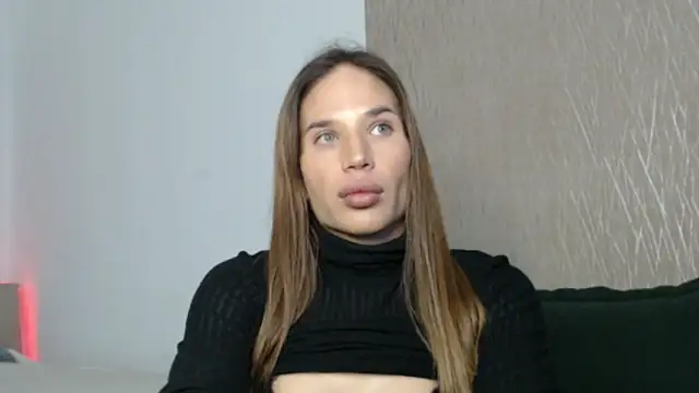 Snapshot of Coco_Chanell_ chatting on January 11, 5:09 pm Coco Chanell online show from January 11, 5:09 pm