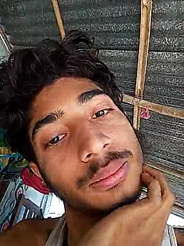 Snapshot of FuckerGuy45 chatting on January 6, 8:18 am FuckerGuy45 online show from January 6, 8:18 am