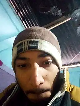 Snapshot of FuckerGuy45 chatting on January 7, 4:17 am FuckerGuy45 online show from January 7, 4:17 am