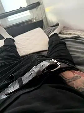 tonieja97 online show from January 12, 7:59 am