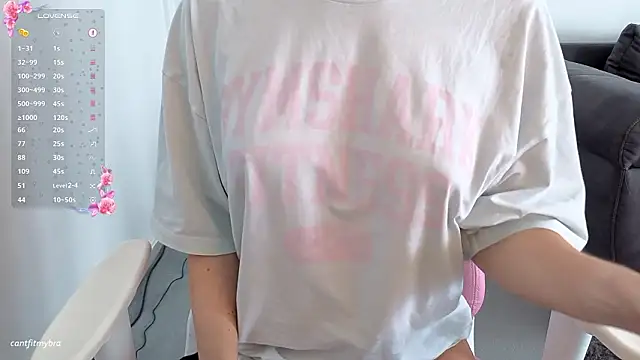 cantfitmybra online show from February 18, 8:22 am