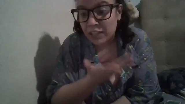 bellakay19 online show from February 5, 5:36 am