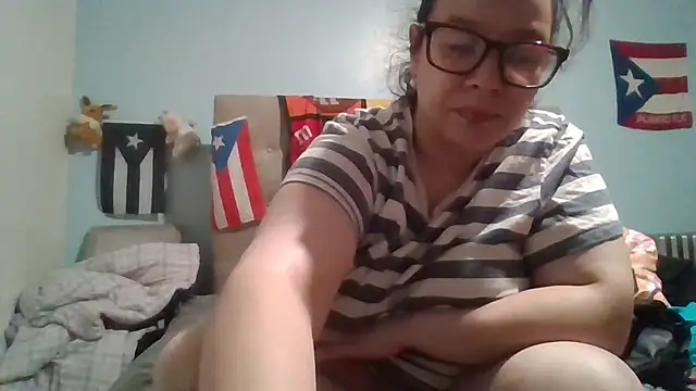 Snapshot of bellakay19 chatting on June 28, 5:14 am bellakay19 online show from June 28, 5:14 am
