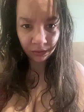 bellakay19 online show from February 13, 4:29 pm