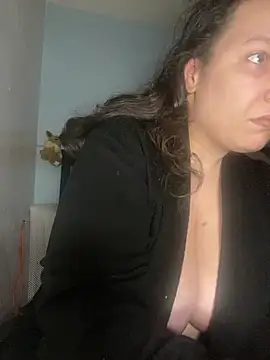 bellakay19 online show from February 26, 5:07 am