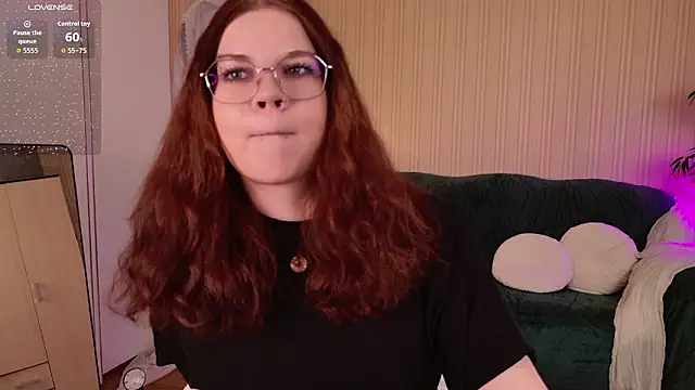 A Lot of Bunny online show from March 7, 9:05 am