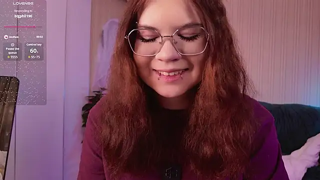 A Lot of Bunny online show from February 22, 9:11 am