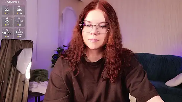 A Lot of Bunny online show from February 14, 10:04 am