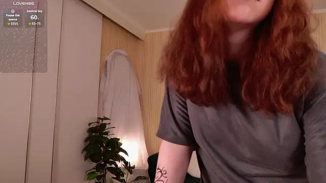 A Lot of Bunny online show from March 15, 9:16 am