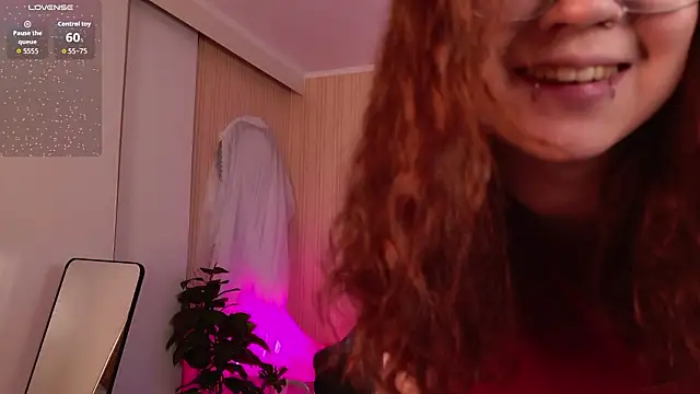 A Lot of Bunny online show from March 8, 9:12 am