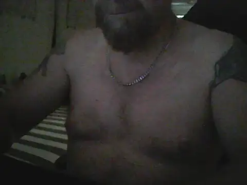 loudandproud online show from February 7, 7:49 am