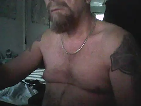 loudandproud online show from January 17, 5:22 am