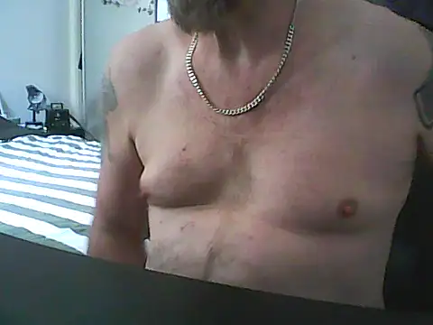 loudandproud online show from February 14, 5:18 am