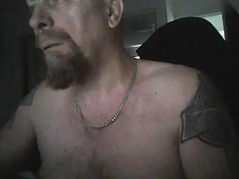 loudandproud online show from January 15, 10:13 pm