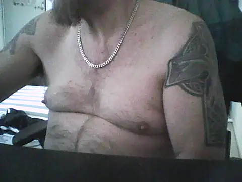 loudandproud online show from April 14, 9:31 pm