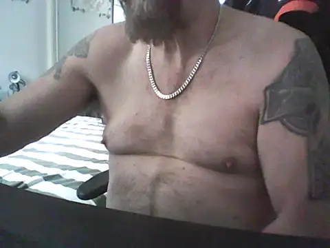 loudandproud online show from March 14, 6:30 am