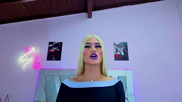 SelllSucKbIgTS online show from January 8, 1:00 am