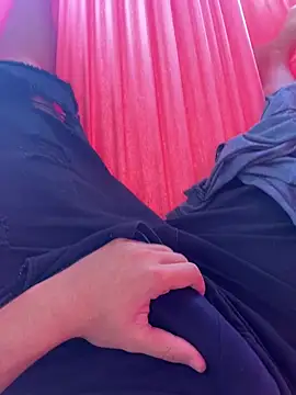 novinhode19yy online show from April 25, 7:11 pm