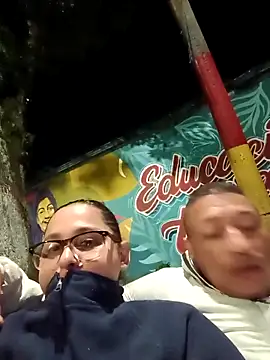 natalliecoopers online show from March 25, 2:23 am