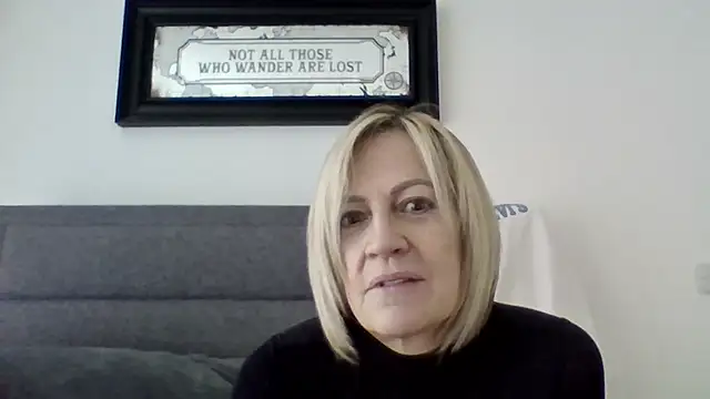 Milfshake227 online show from March 13, 12:43 pm