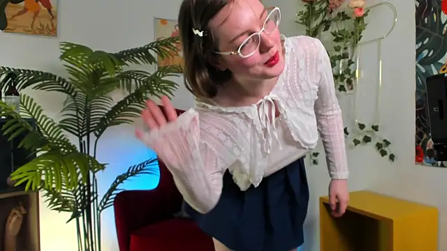 Pinky One online show from January 11, 9:11 pm