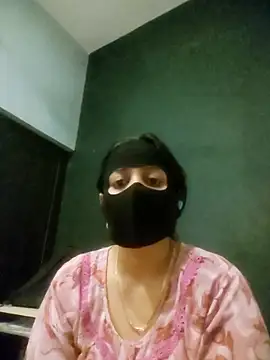 Snapshot of Tamilfathi chatting on February 8, 12:52 am Tamilfathi online show from February 8, 12:52 am