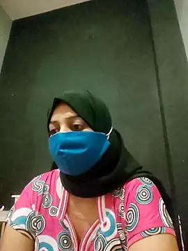 Snapshot of Tamilfathi chatting on February 11, 11:04 pm Tamilfathi online show from February 11, 11:04 pm