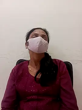 Snapshot of ammulu_sexy chatting on January 17, 5:44 am ammulu sexy online show from January 17, 5:44 am