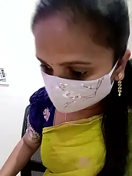 Snapshot of ammulu_sexy chatting on February 24, 4:41 pm ammulu sexy online show from February 24, 4:41 pm