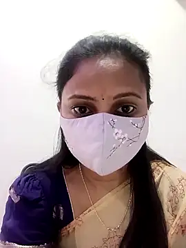 Snapshot of ammulu_sexy chatting on February 10, 4:00 am ammulu sexy online show from February 10, 4:00 am