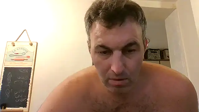 Snapshot of Hakfin666 chatting on June 25, 4:10 am Hakfin666 online show from June 25, 4:10 am