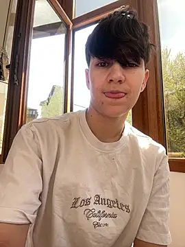 ravenryx online show from April 15, 10:54 am