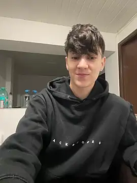 ravenryx online show from February 19, 3:53 pm