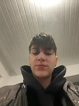 ravenryx online show from January 10, 6:20 am