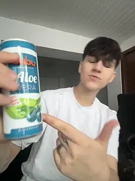 ravenryx online show from April 4, 2:34 pm