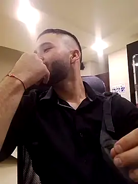 AndyKnoxx online show from March 18, 7:48 pm