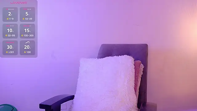 Snapshot of AndyKnoxx chatting on February 19, 9:01 pm AndyKnoxx online show from February 19, 9:01 pm