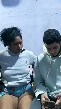 Isabel and Heckler online show from January 13, 10:30 am