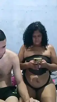 Isabel and Heckler online show from February 5, 11:11 pm