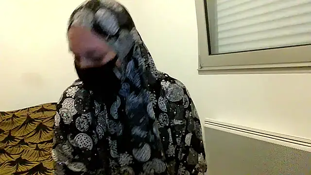 MuslimSexyHot online show from January 15, 8:01 pm